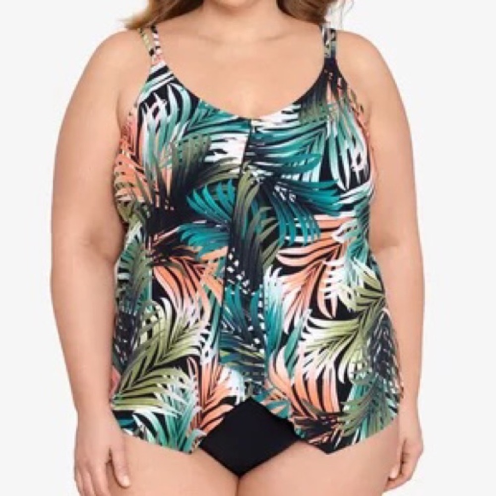 NWT Plus Size Tummy-Control Handkerchief One-Piece Fauxkini Swimsuit Macy’s